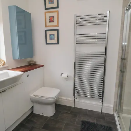 16 Devonshire Drive 호텔 4*