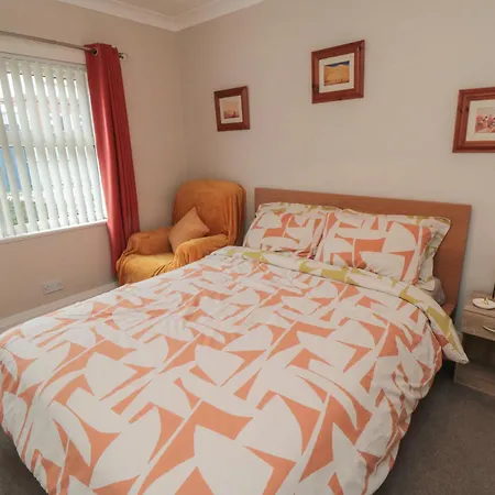 16 Devonshire Drive Hotell 4*